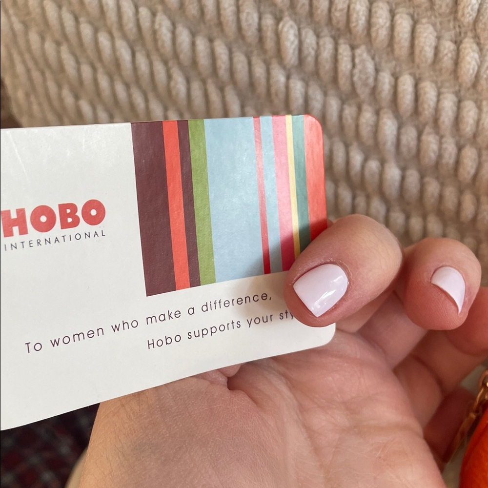 NWT $65 HOBO International Vibrant Patent Orange Clutch Makeup Accessories - Picture 8 of 16